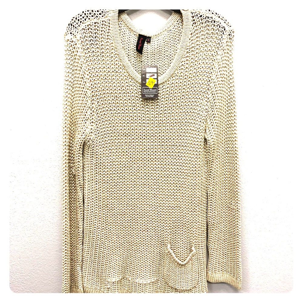 Knit sweater